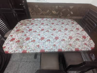 urgent sale wooden dinning table with 6 chairs for 6 person