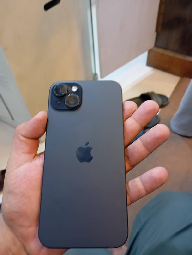 Apple iPhone 15 plus 10