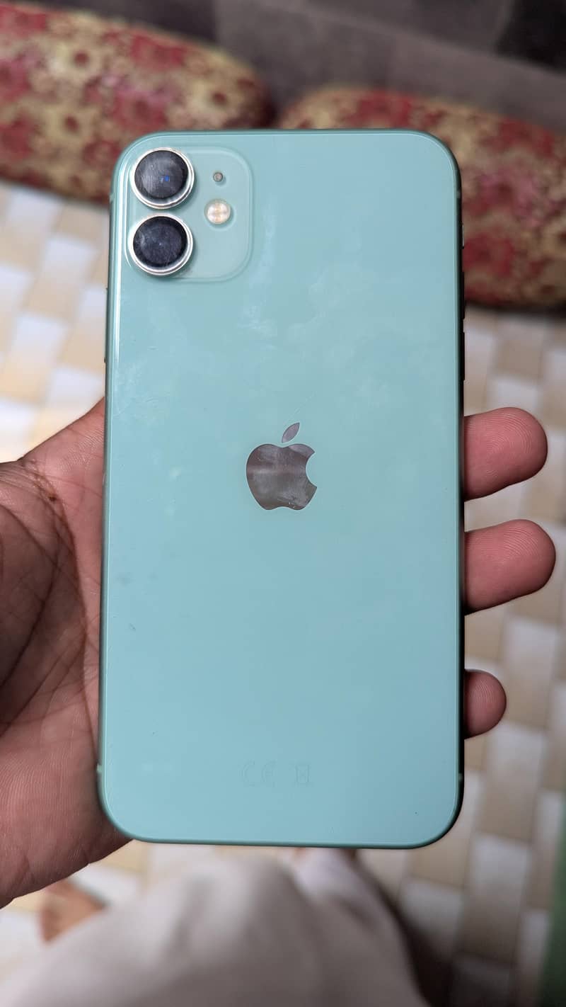 Apple iPhone 11 3