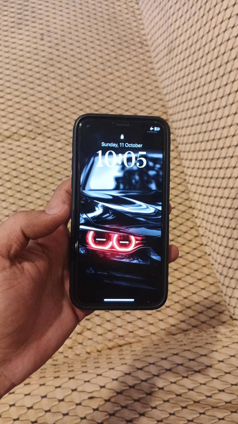 Apple iPhone 11 Pro 1