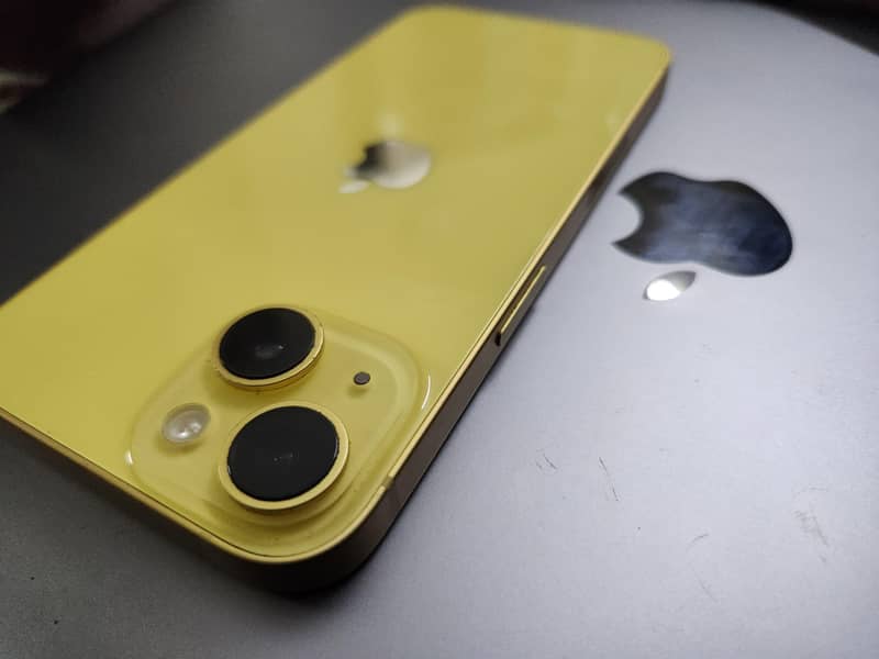 Apple iPhone 14 2