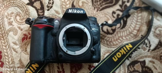This is a full frame camera used with a 55 200 lens