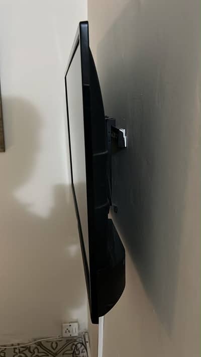 TCL smart LED tv