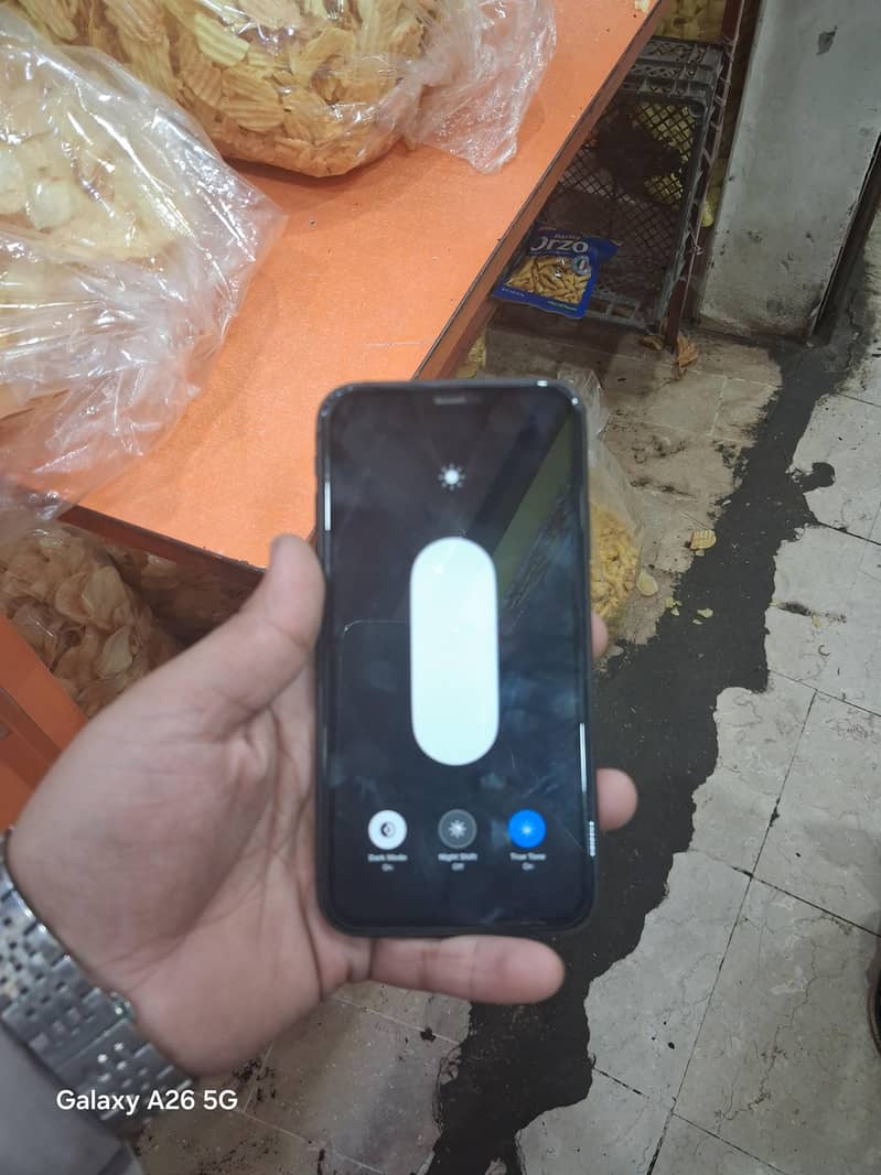 Apple iPhone 11 5
