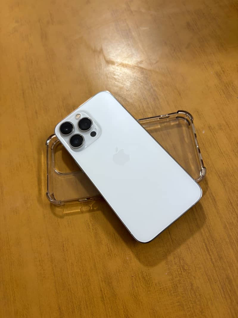 Apple iPhone 13 Pro 1