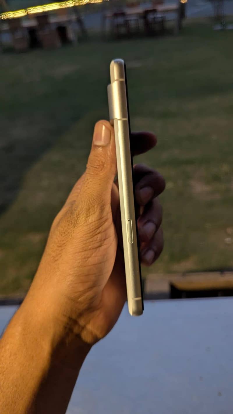 Google Pixel 7 3
