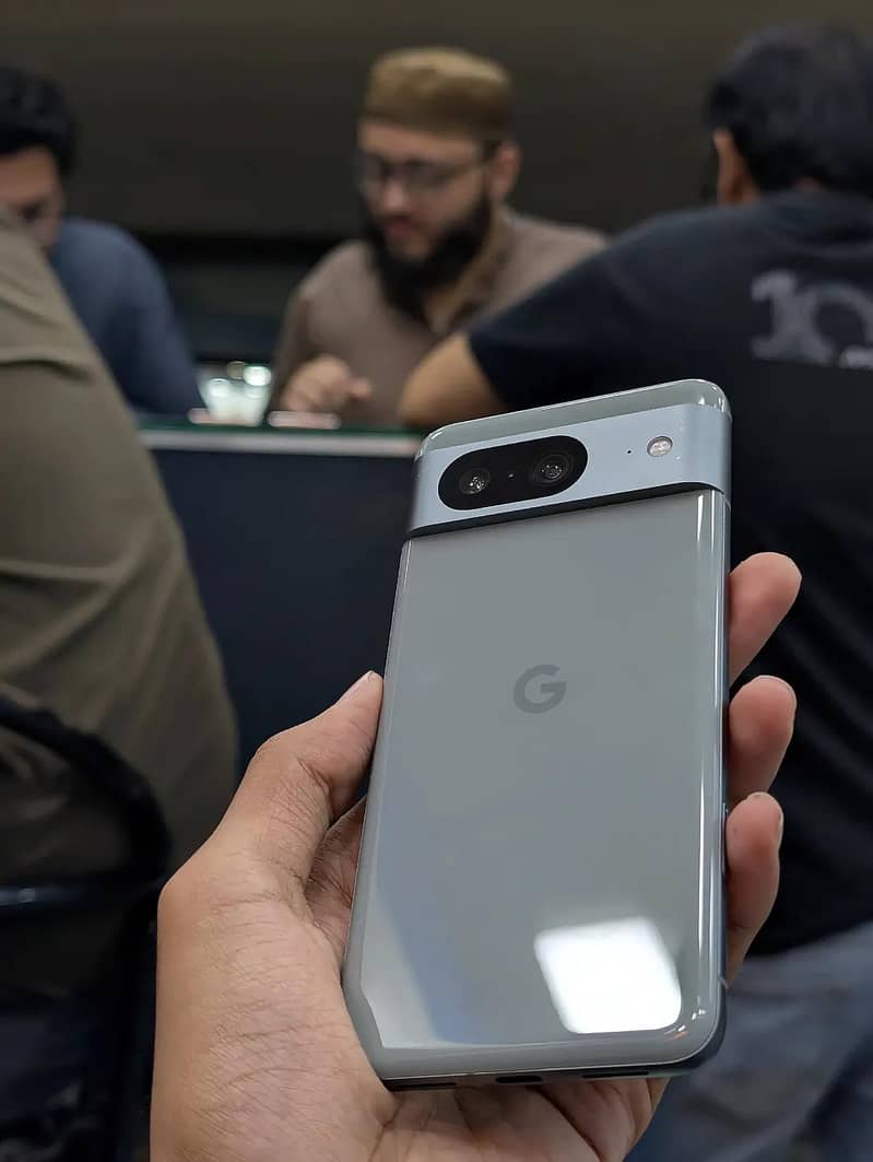 Google Pixel 8 1
