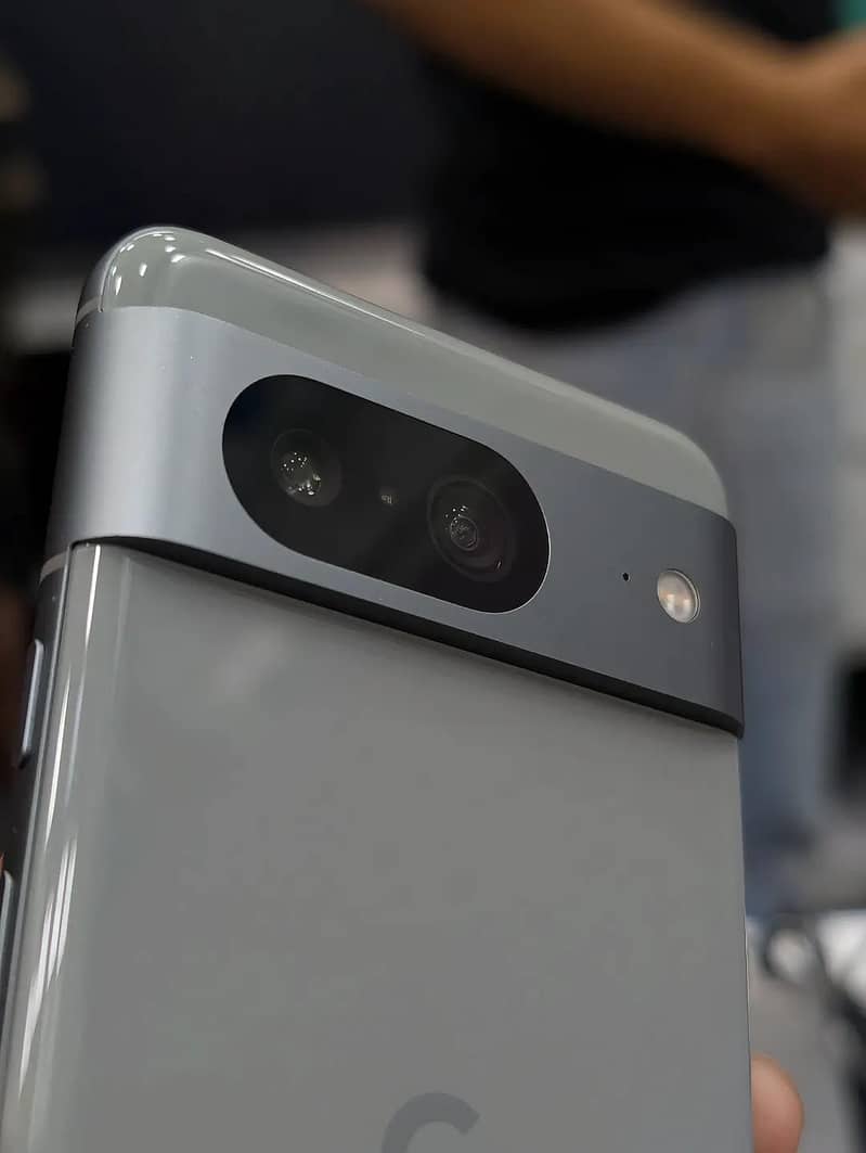 Google Pixel 8 2