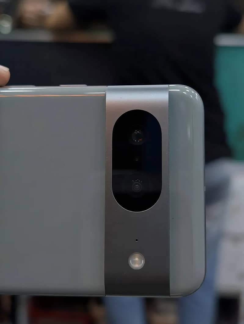 Google Pixel 8 3