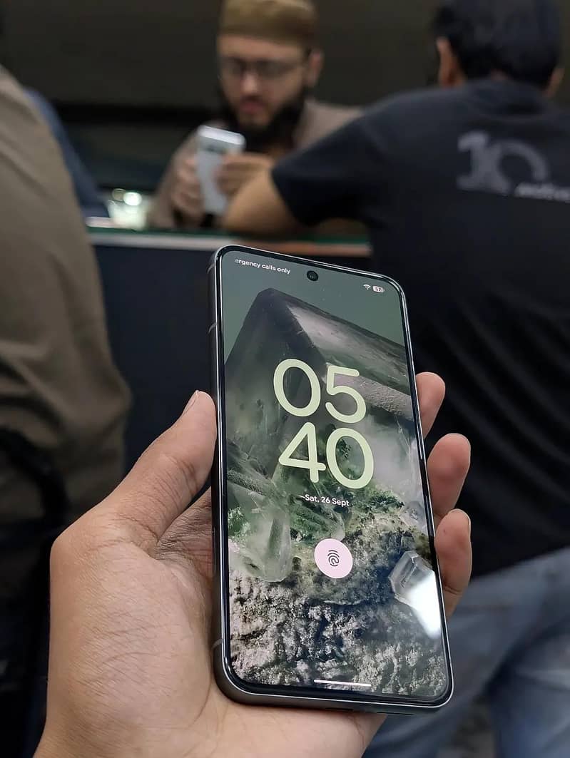 Google Pixel 8 5