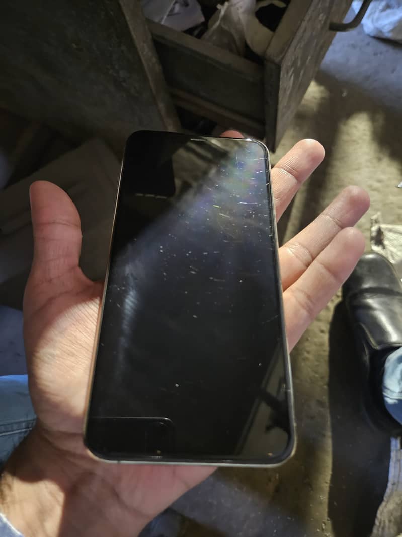 Apple iPhone XS Max 0