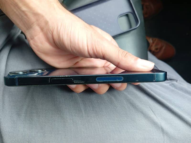 Apple iPhone 14 2
