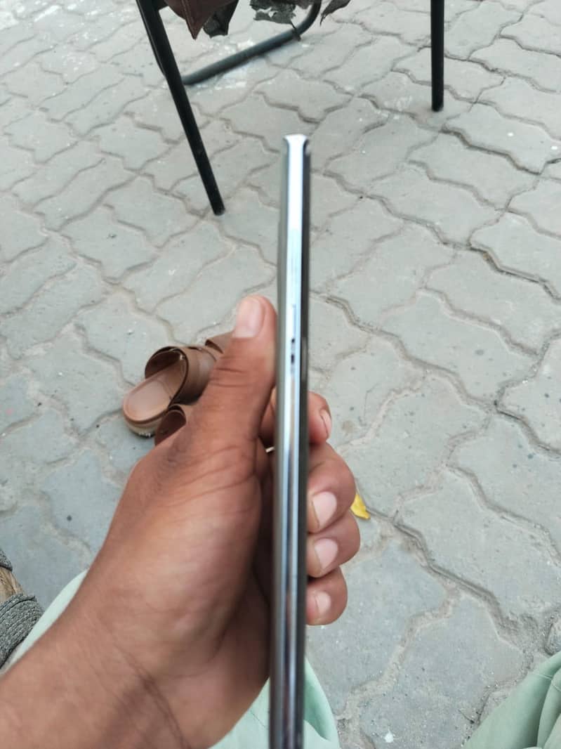 Samsung Mobile Note 8 5