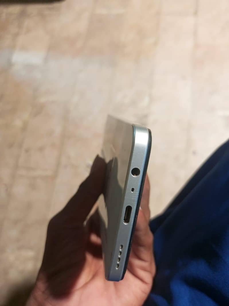 Realme C71 2