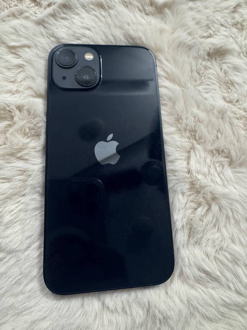 Apple iPhone 13 1