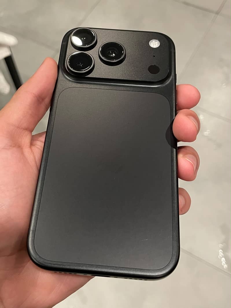Apple iPhone 18 Pro 3