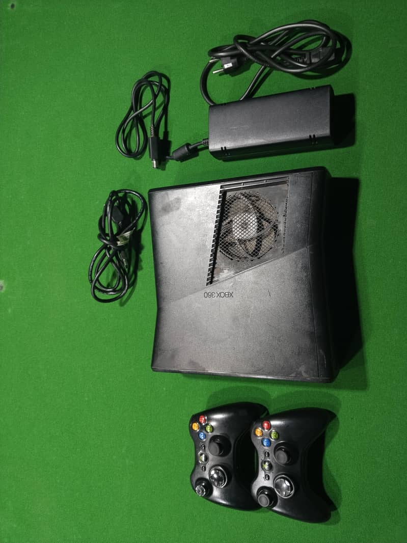 Xbox 360 slim with 2 wireless controllers 2