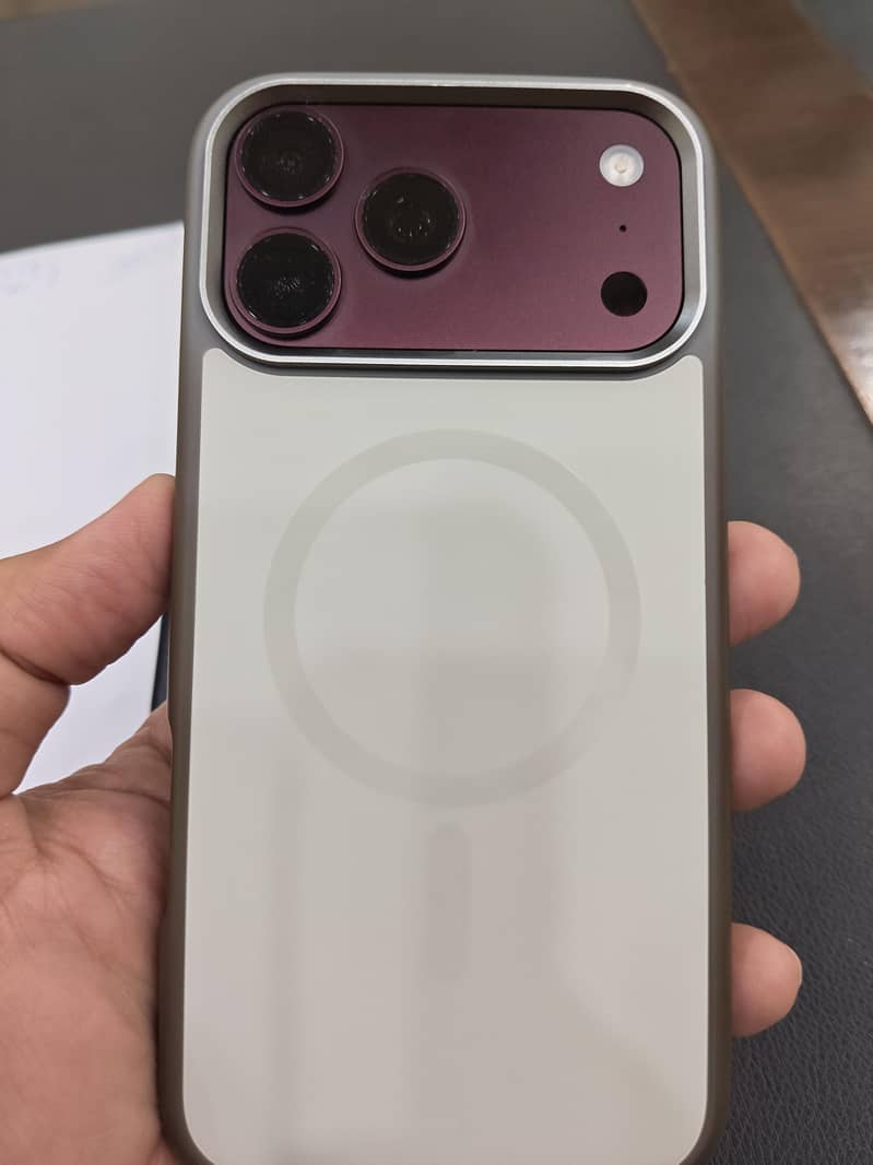 Apple iPhone 18 Pro Max 1
