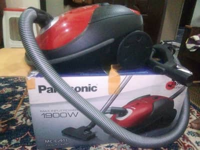 Panasonic MC-CJ911 Vacuum Cleaner 2000W - 10/10 Condition