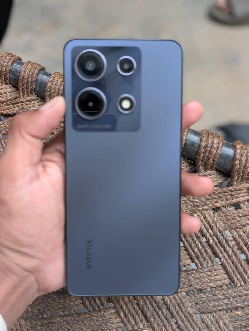 Infinix Note 30 1