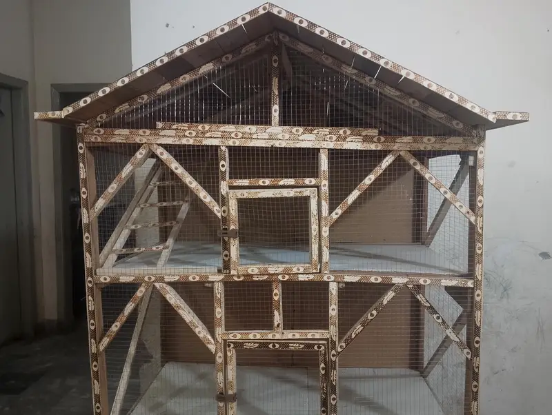wooden cage — photo 6