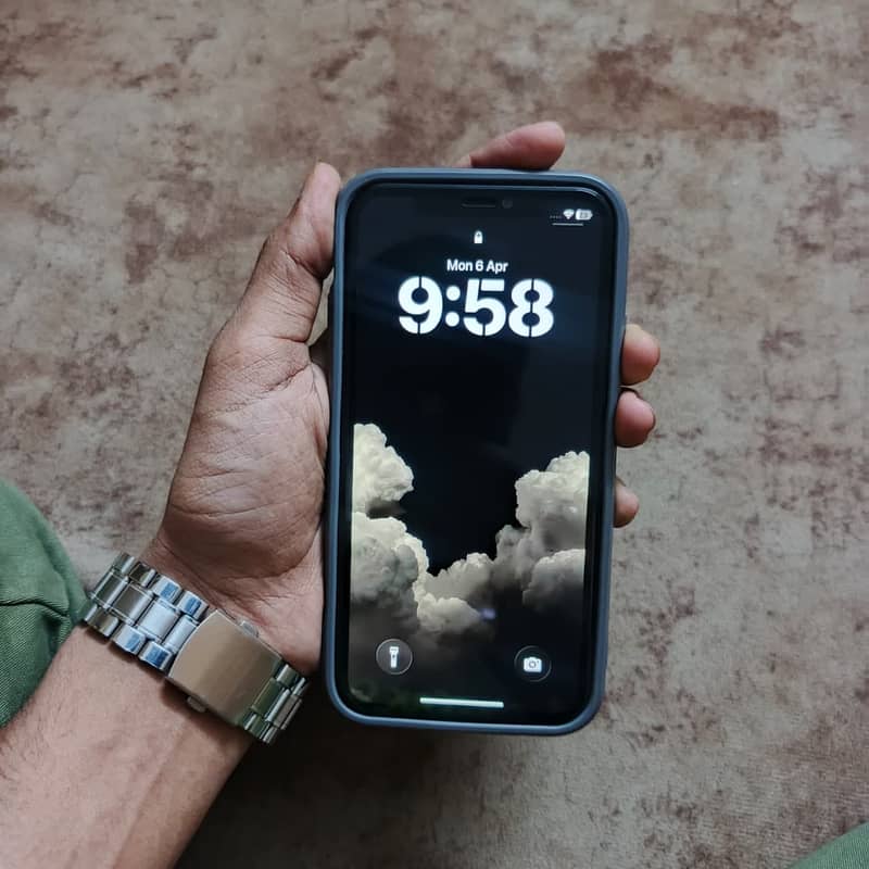 Apple iPhone 11 5