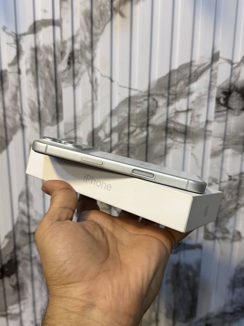 Apple iPhone 17 Pro 3