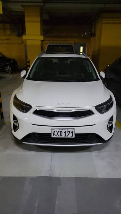 Kia Stonic EX+ 2025 Automatic | 1st Owner | 17,000 km | Sunroof