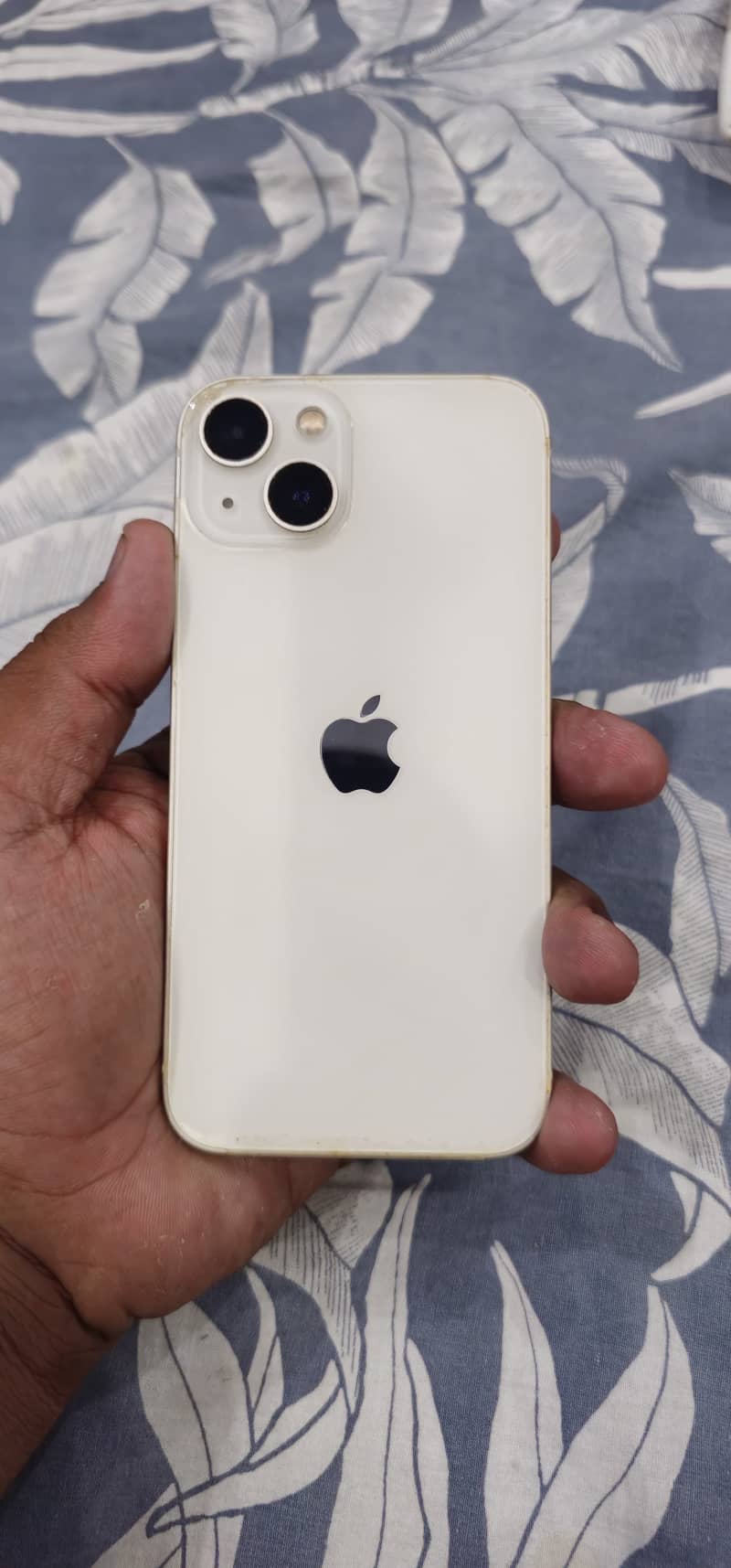 Apple iPhone 13 3