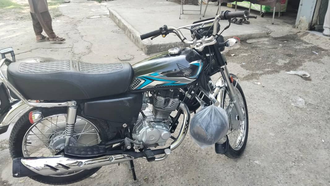 CG 125 Red 1