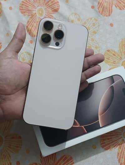 Apple iPhone 16 Pro Max