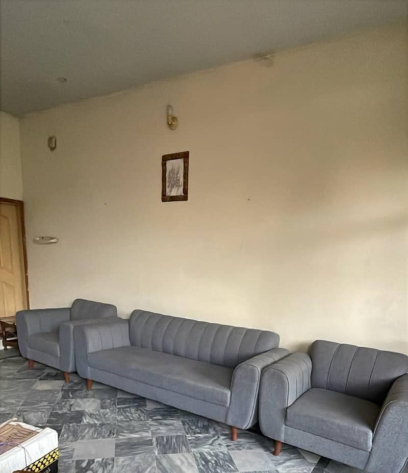 5 seater sofa  with table 3
