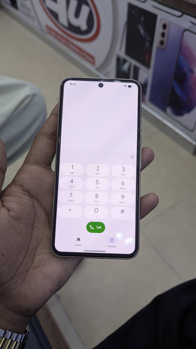 Google Pixel 8 1