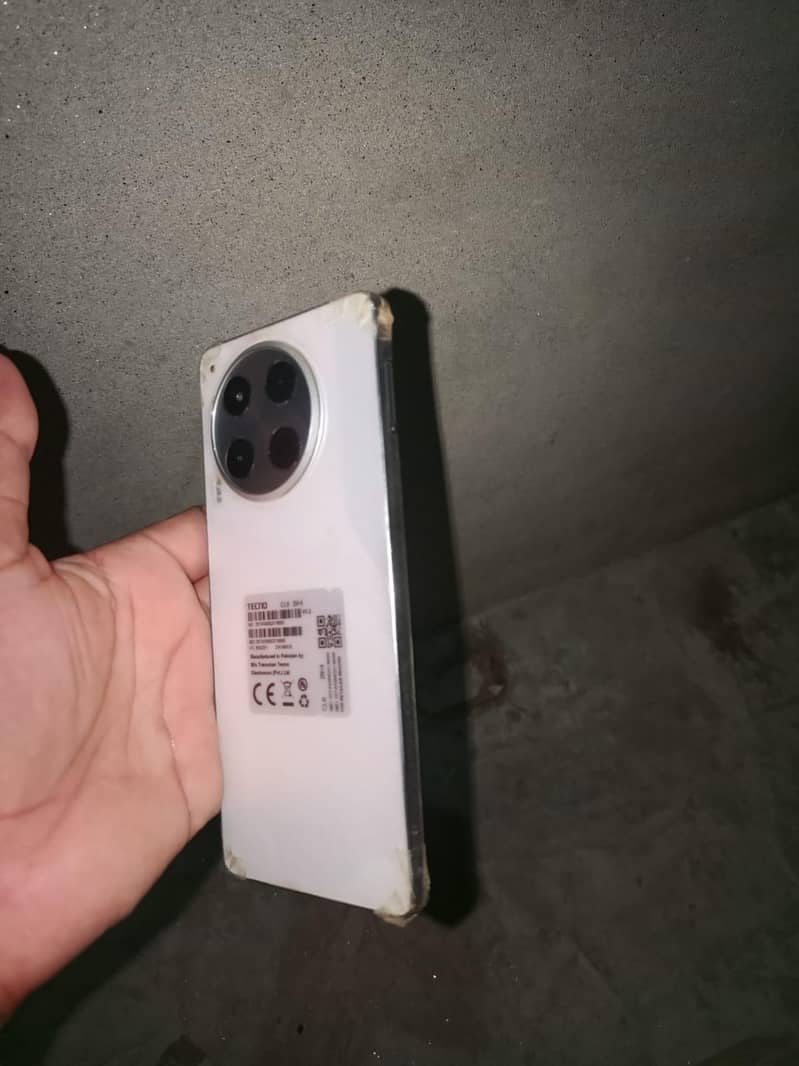 Tecno CAMON 30 8\256 1