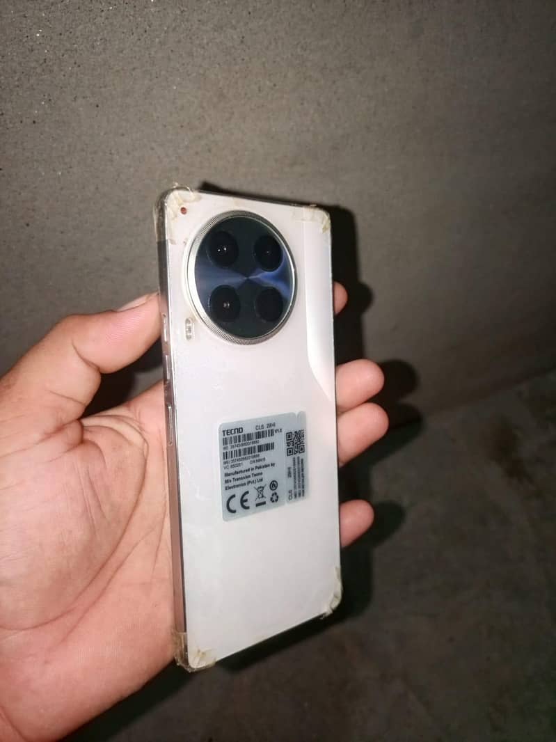 Tecno CAMON 30 8\256 2