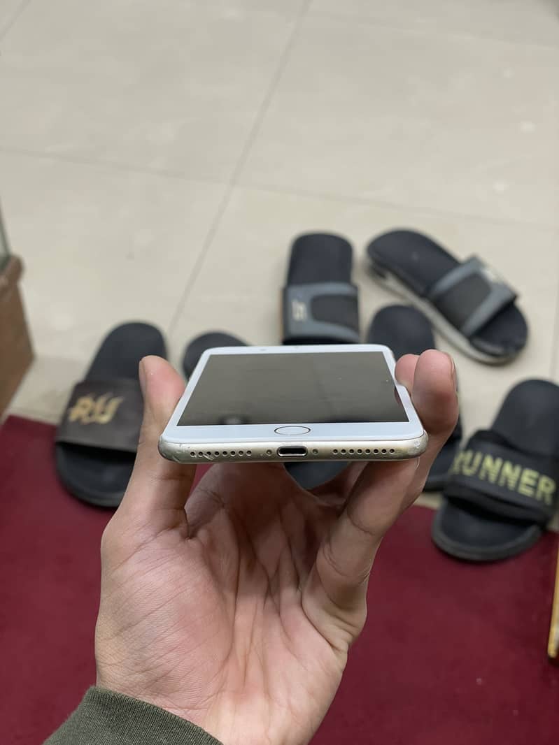 Apple iPhone 7 Plus PTA Approved 3