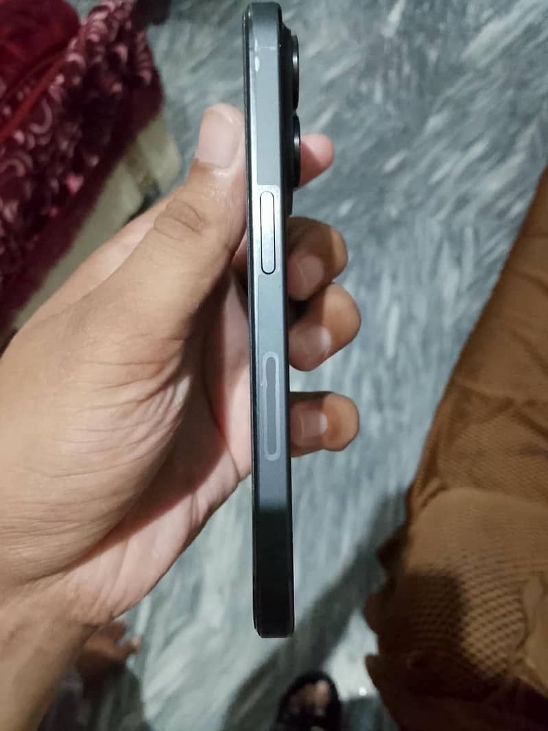 Apple iPhone 15 Pro Jv 1