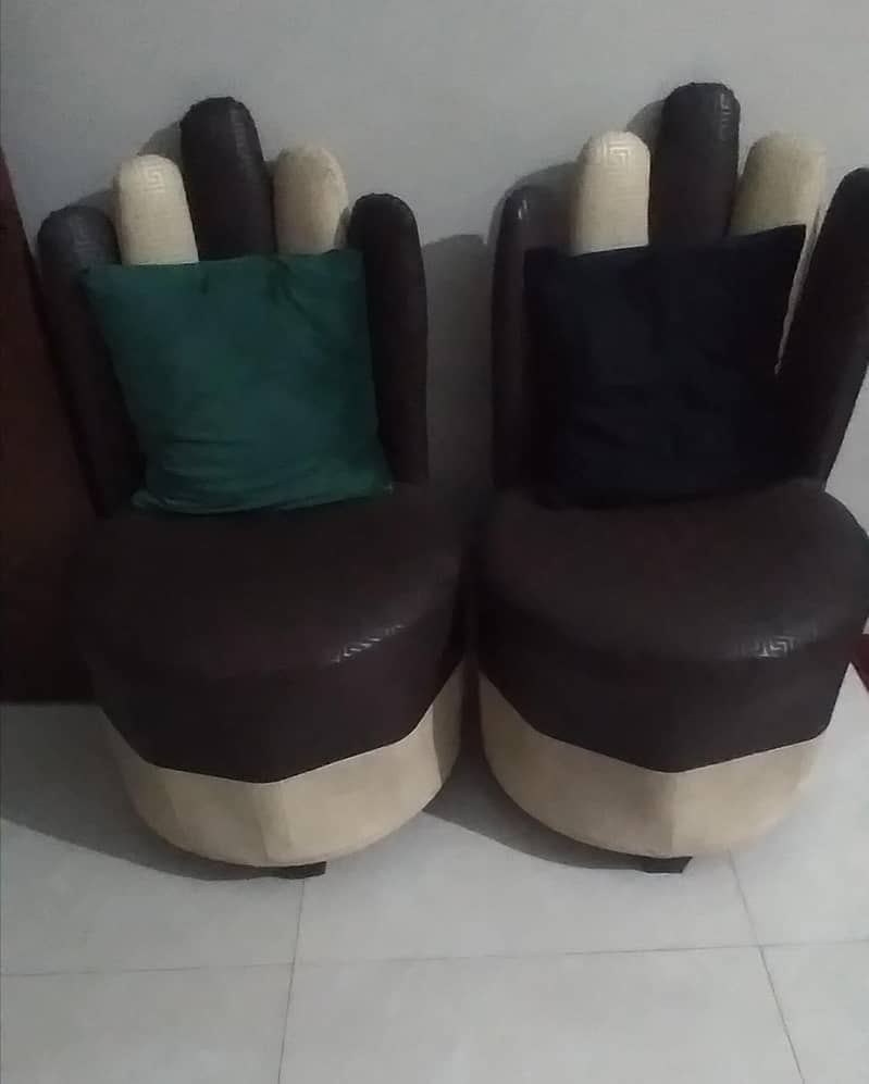seal sofa 1