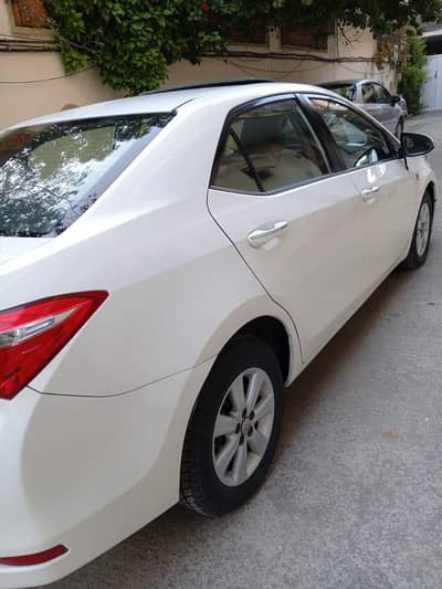Toyota Altis Grande 2015