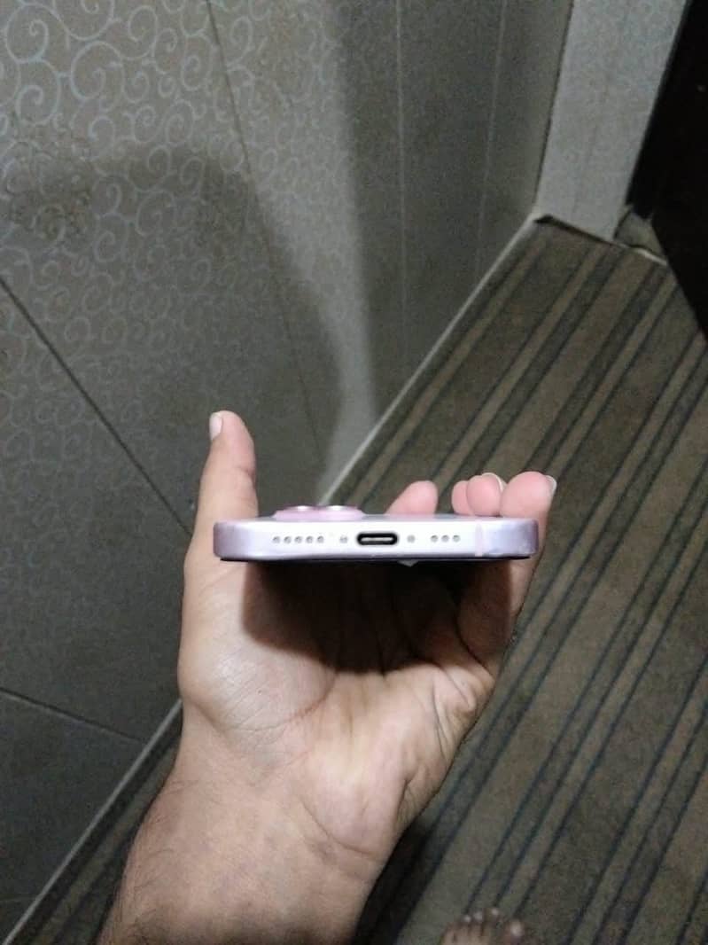 Apple iPhone 15 0