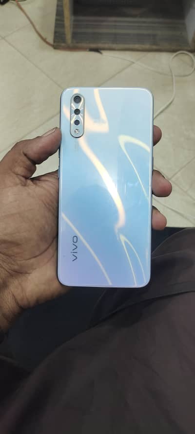 Vivo S1