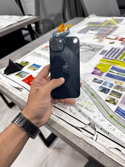 Apple iPhone 14