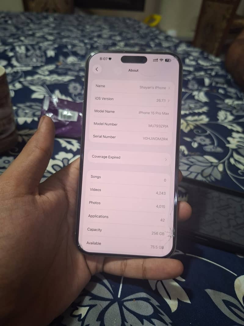 Apple iPhone 15 Pro Max 3
