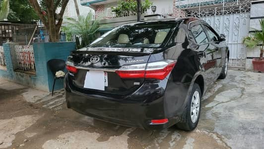 Toyota Corolla GLI 2018 Auti