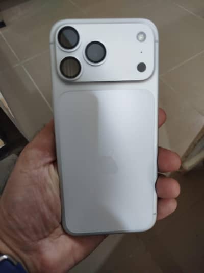 iphone 17 pro max 256gb with box pta approved  in warranty