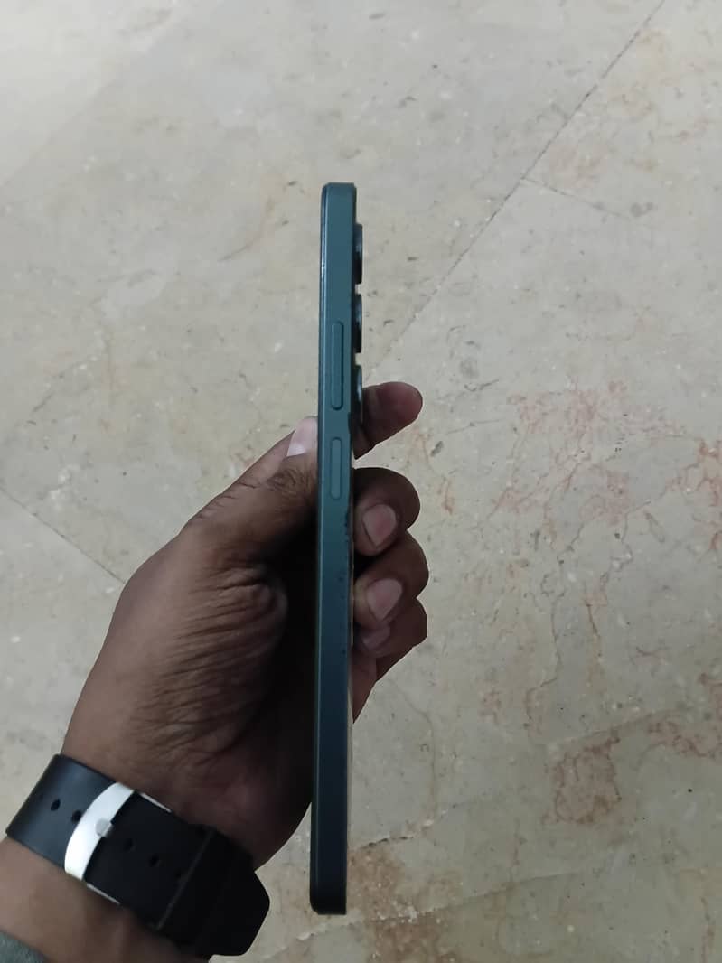 Realme C65 3