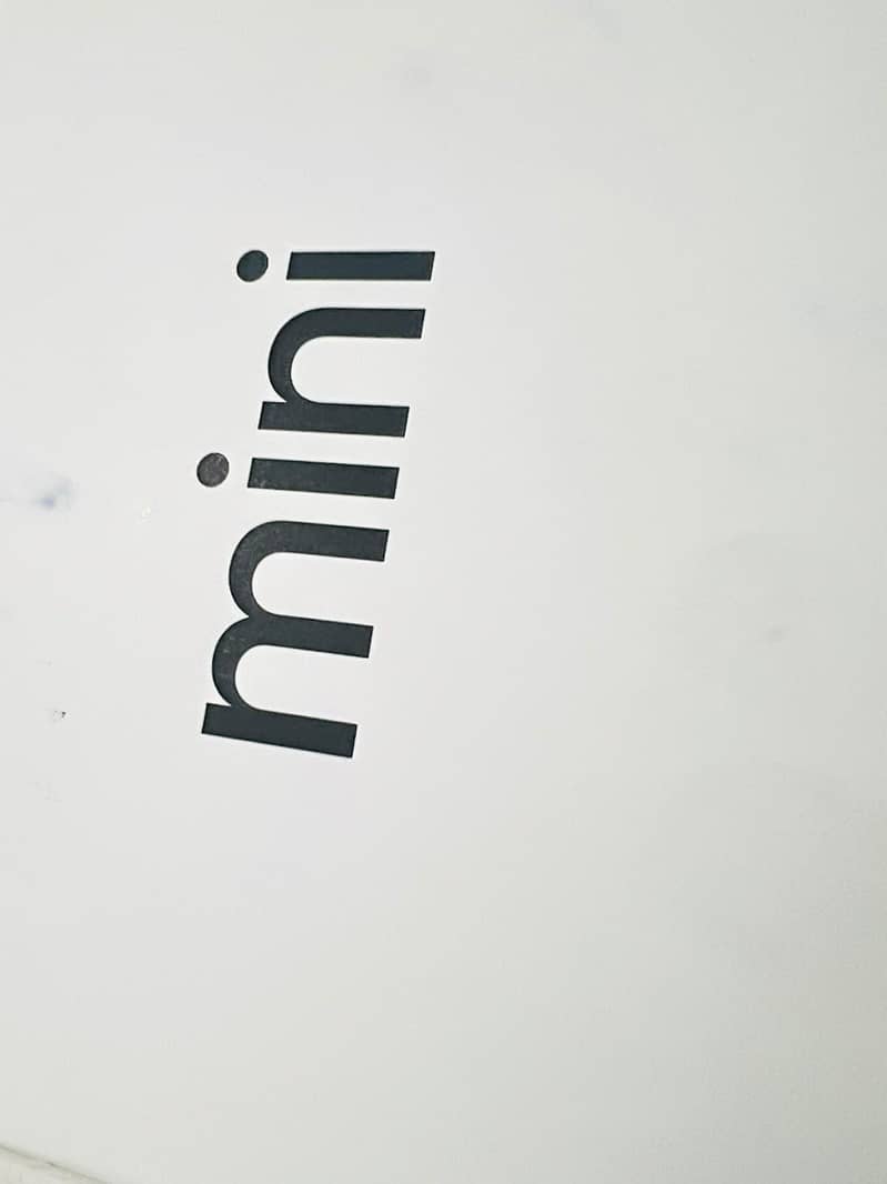 Mac mini M6 3