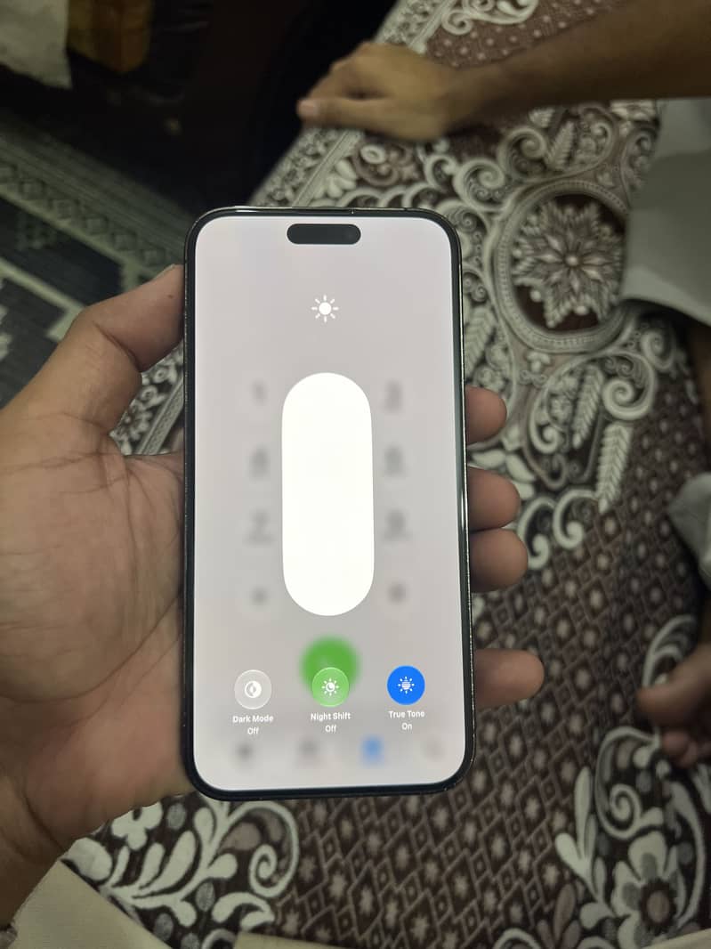 Apple iPhone 14 Pro Max 3