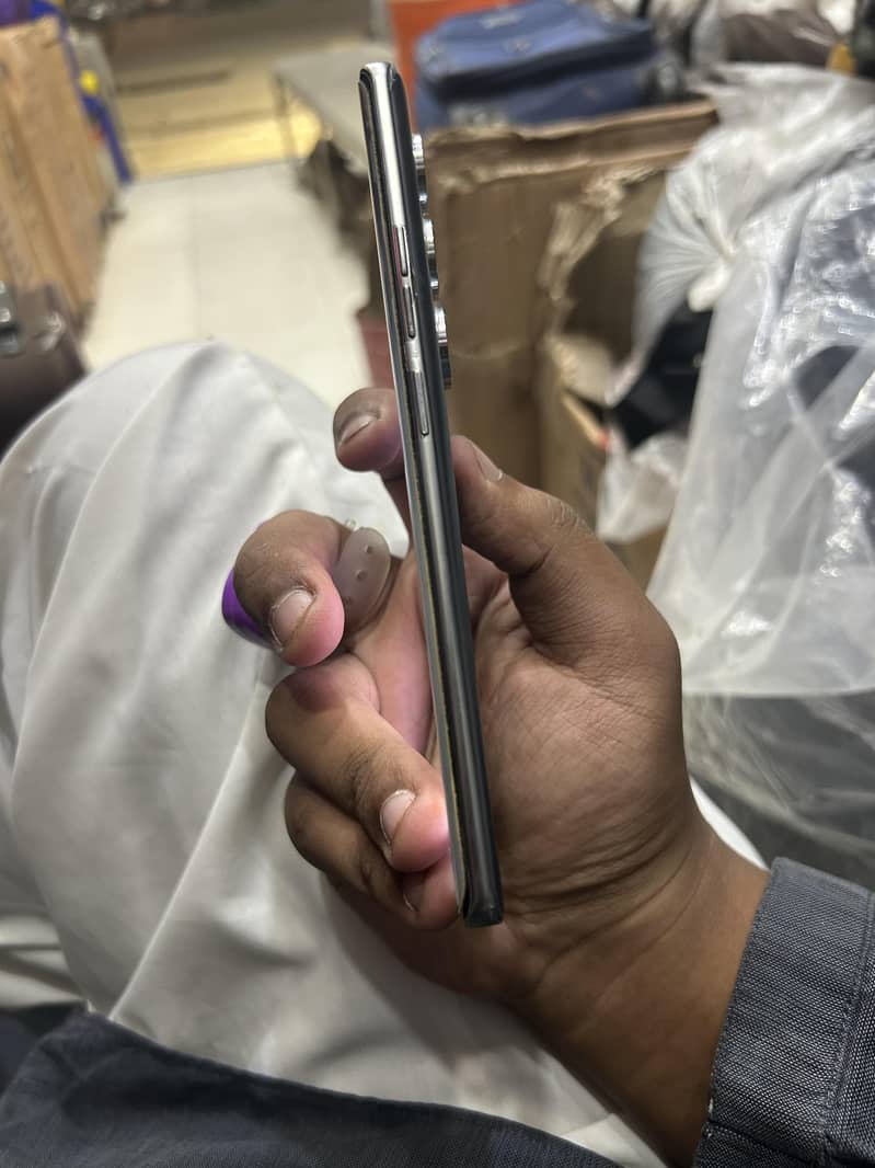 Tecno CAMON 40 Pro 3