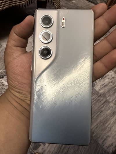 Tecno CAMON 40 Pro